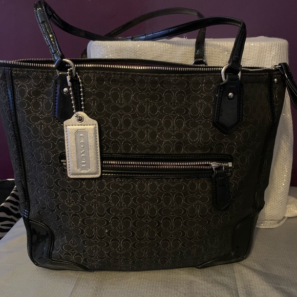 Coach handbag - Picture 1 of 10